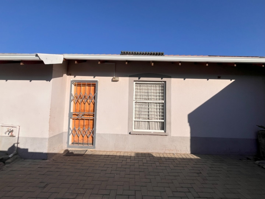 3 Bedroom Property for Sale in Raceway Free State